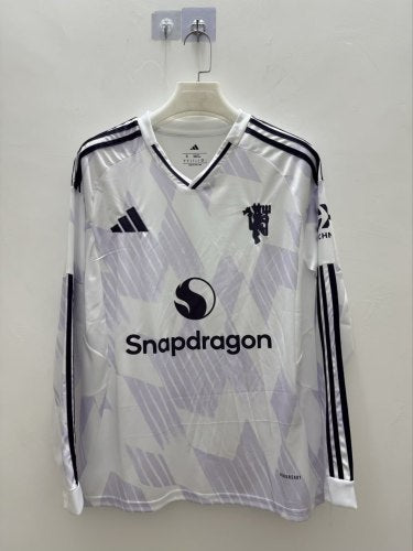 Manchester United long-sleeve jersey 25/26